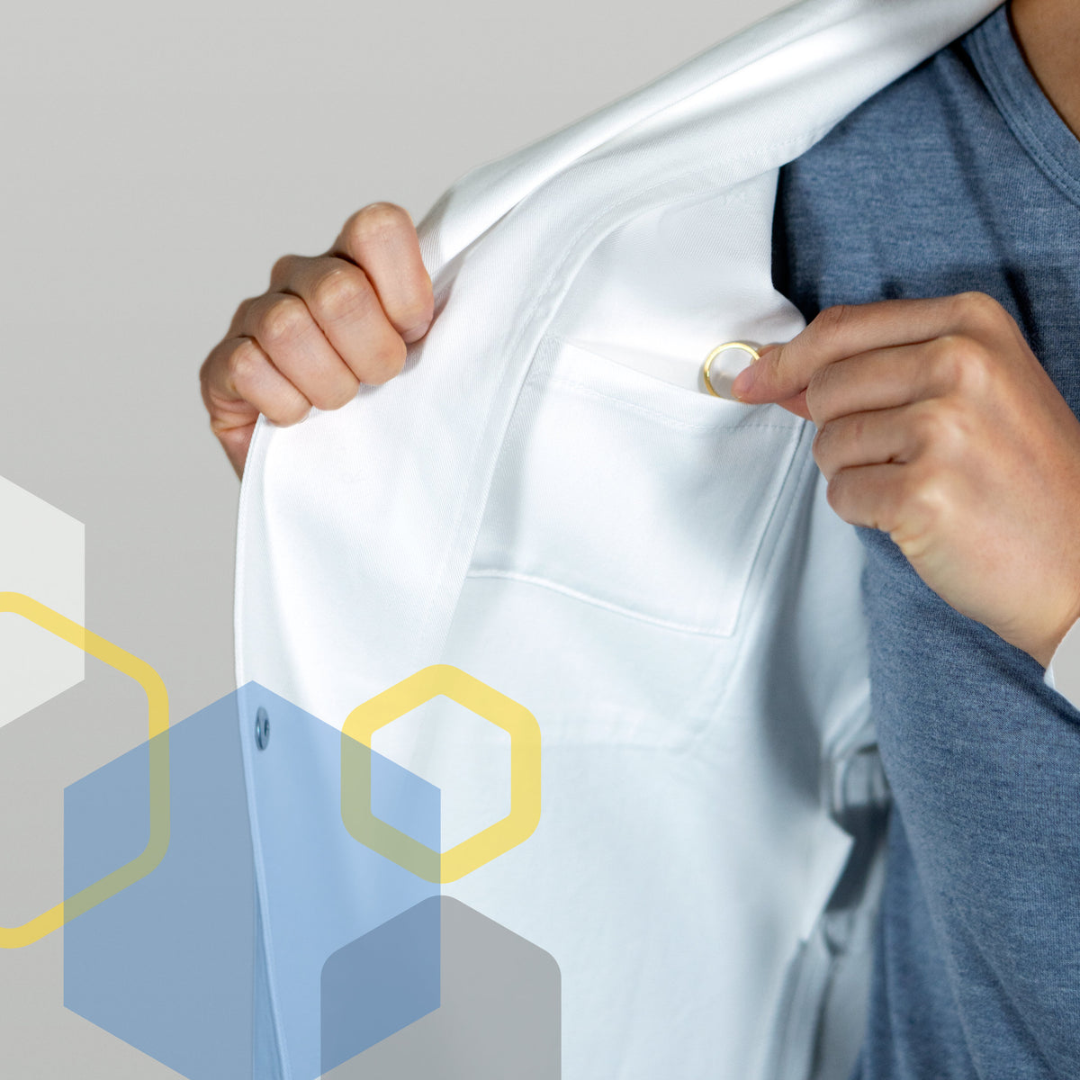 Women's chemistry lab coat wiith a hidden valuablles or jewelry ring pocket inside