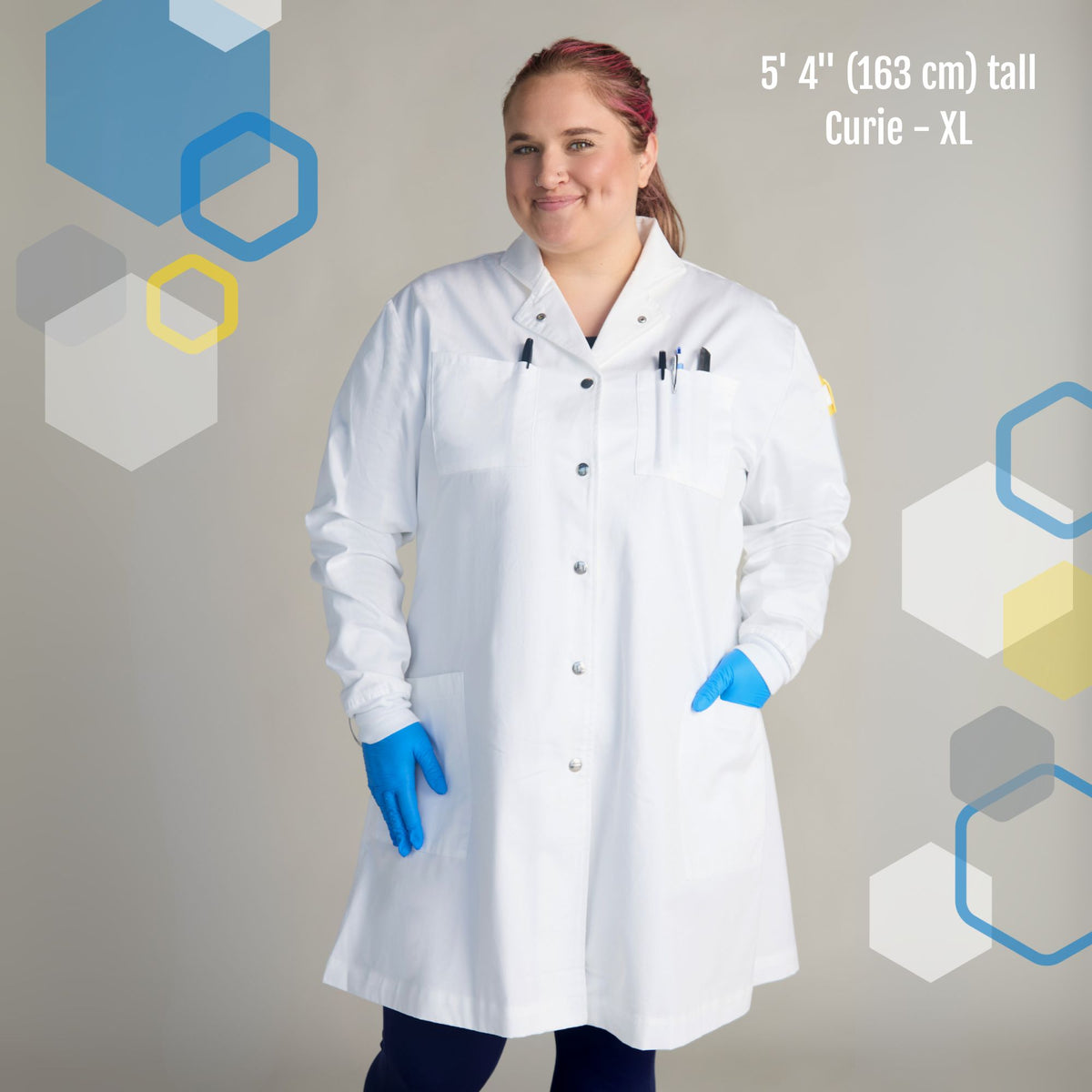 women's plus size extra large white cotton lab coat with snaps and cuffed sleeves for chemistry and biology lab